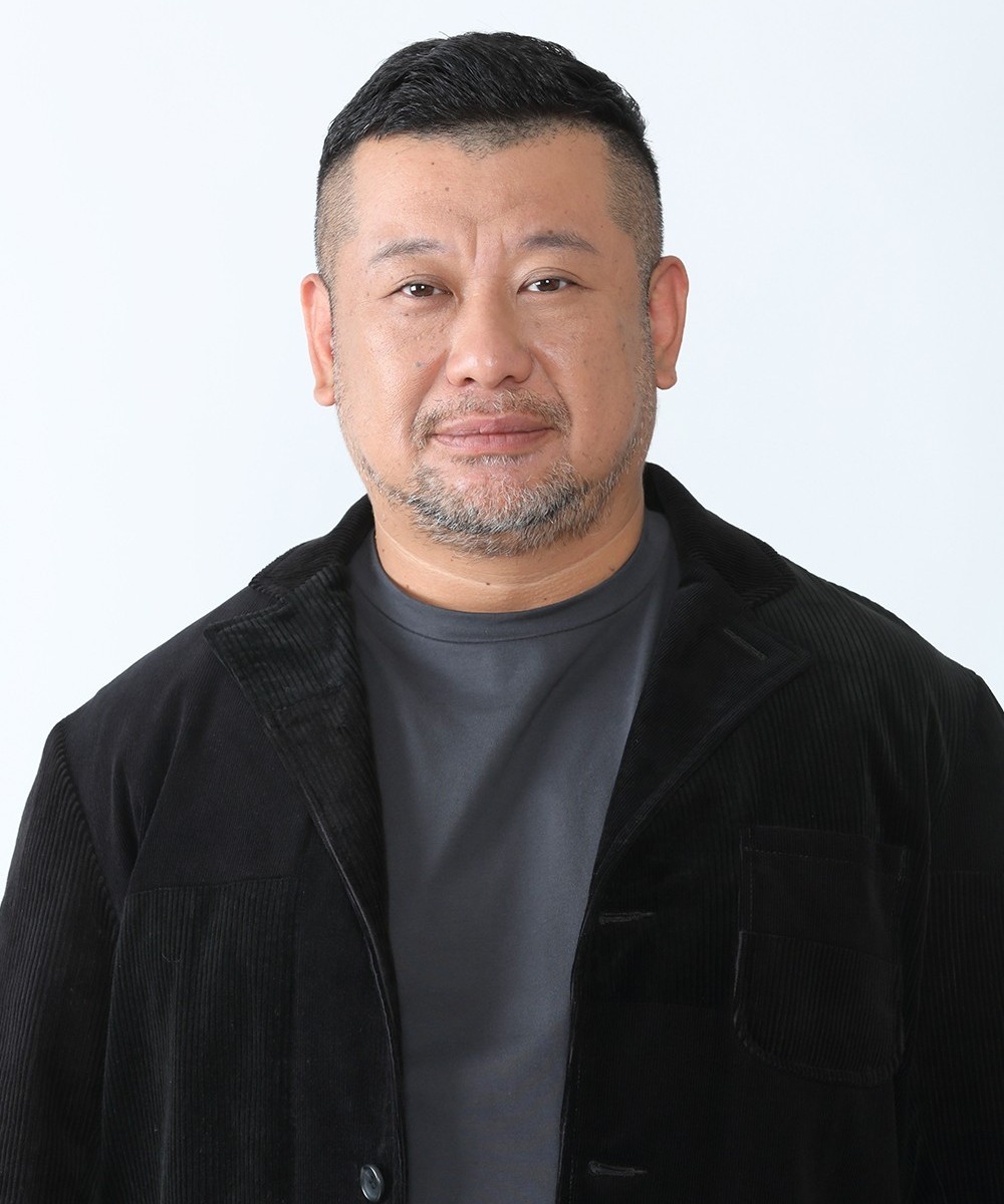 デニムDAYS in 三備のトークショー登壇者ケンドーコバヤシ氏の公式プロモーション画像。デニム愛好家として知られるお笑い芸人が三備産地の魅力を語るイベントを告知。