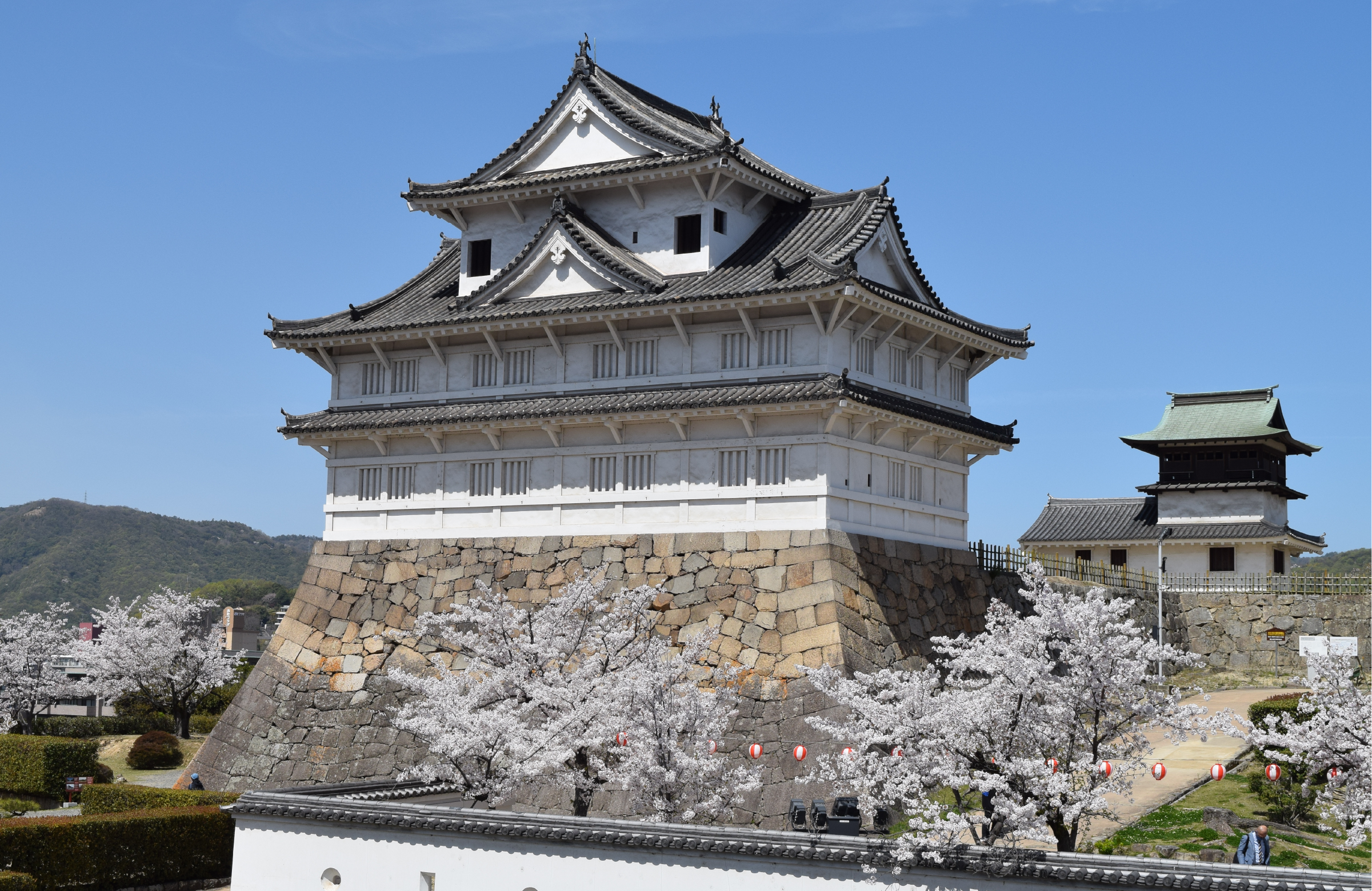 国重要文化財・福山城伏見櫓の外観（福山城博物館公式ページ掲載写真）。