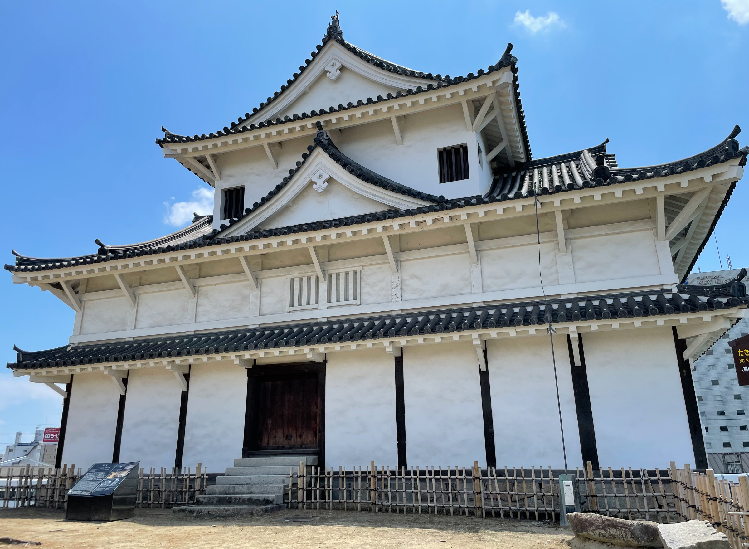 伏見櫓の建築的特徴が分かる資料写真（福山城博物館公式ページ掲載）。